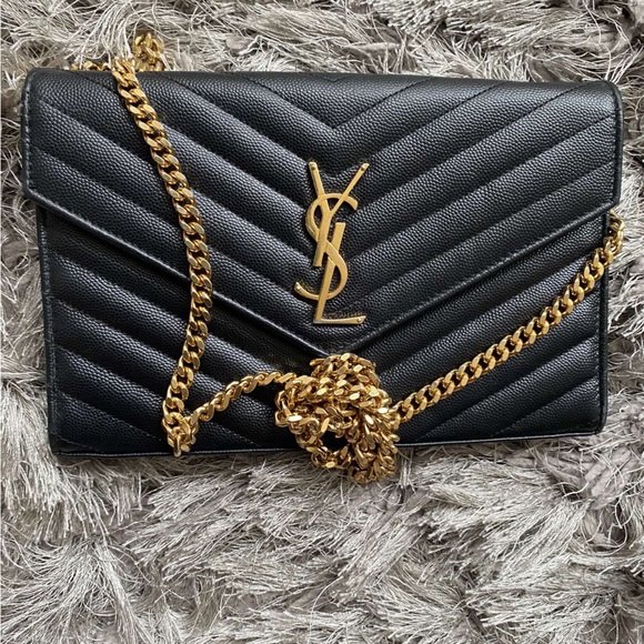 YSL CASSANDRE MATELASSÉ CHAIN WALLET IN GRAIN DE POUDRE EMBOSSED LEATHER - Picture 5 of 5
